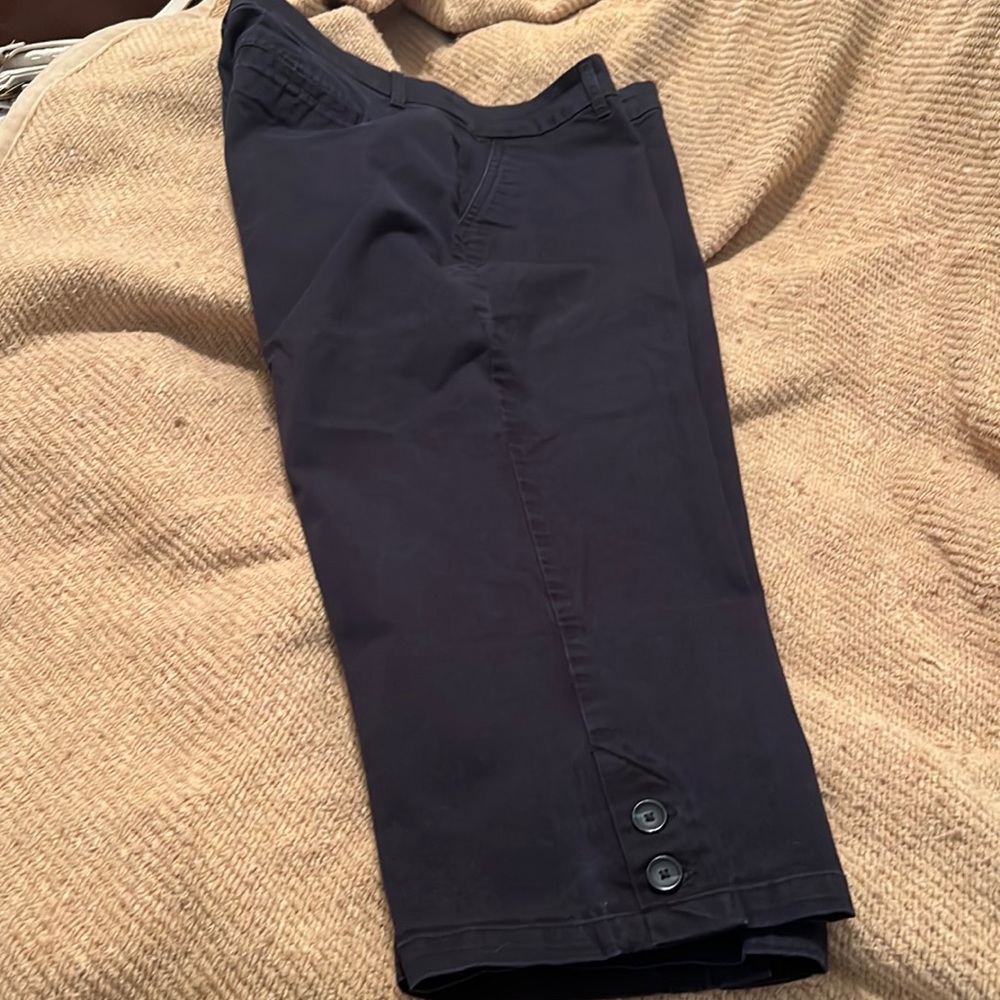 Croft & Barrow capris. Like new